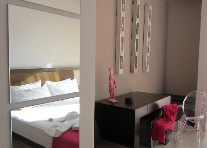 Ξενοδοχείο με διαμερίσματα Island 4*