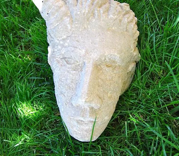 Ξενοδοχείο με διαμερίσματα Island Πευκί